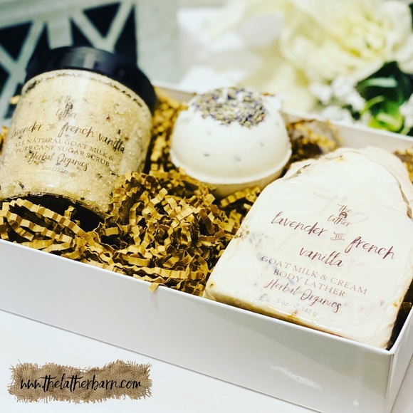 THE LATHER BARN Other - Milky Gift Set - Lavender & French Vanilla